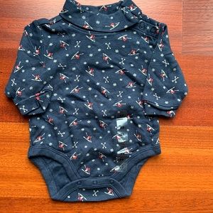 🌺 NWT GAP one pc Sz 0-3 months
